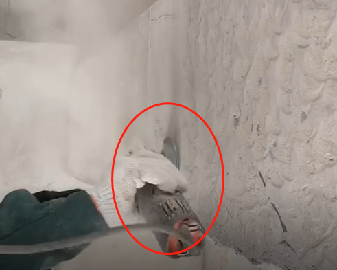 打磨基材表面 打磨基材表面